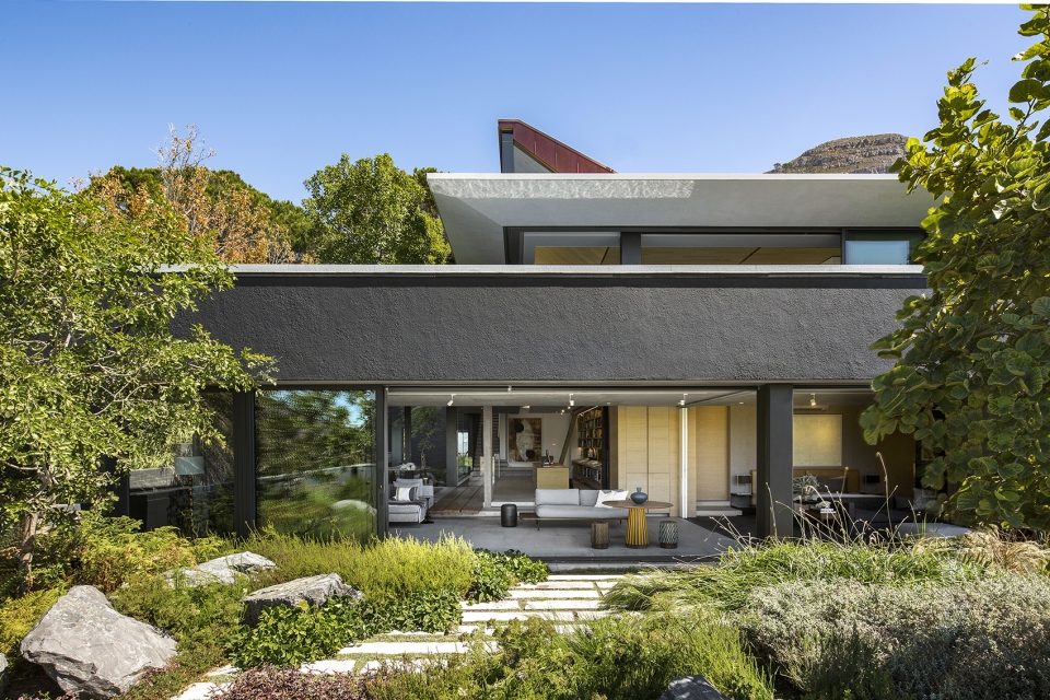 kloof 119a by saota