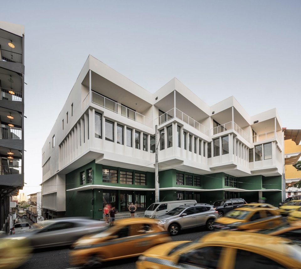 renovation of la moderna by sketch