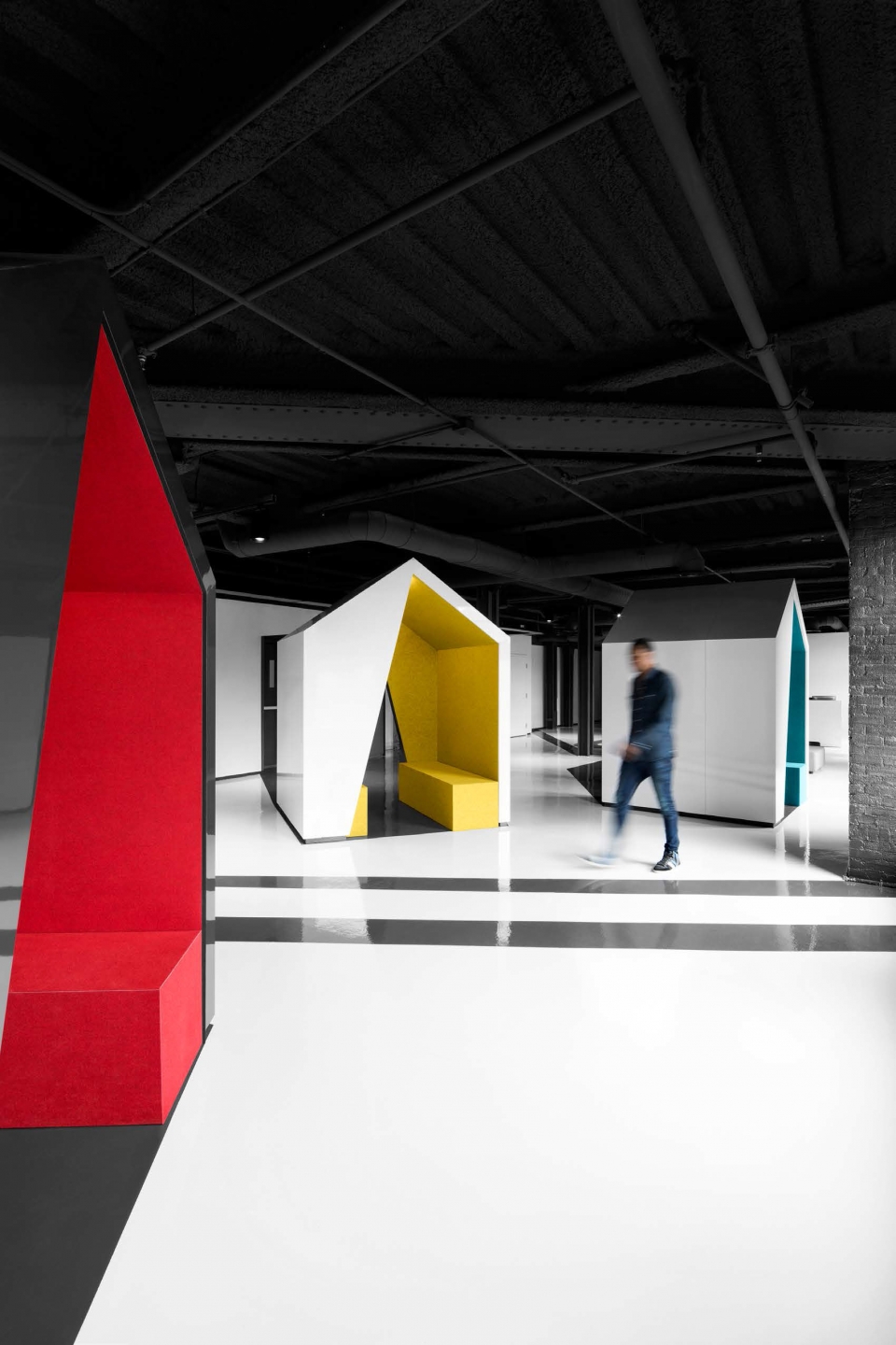 lightspeed headquarters in montreal by acdf architecture