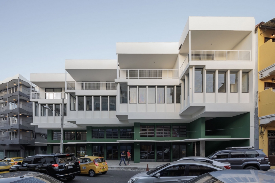 renovation of la moderna by sketch