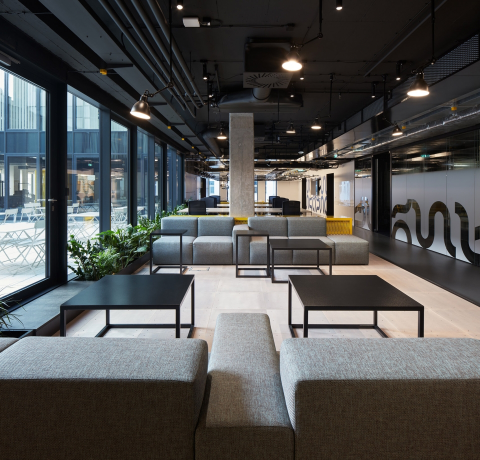 hubhub na prikope by studio perspektiv s r o