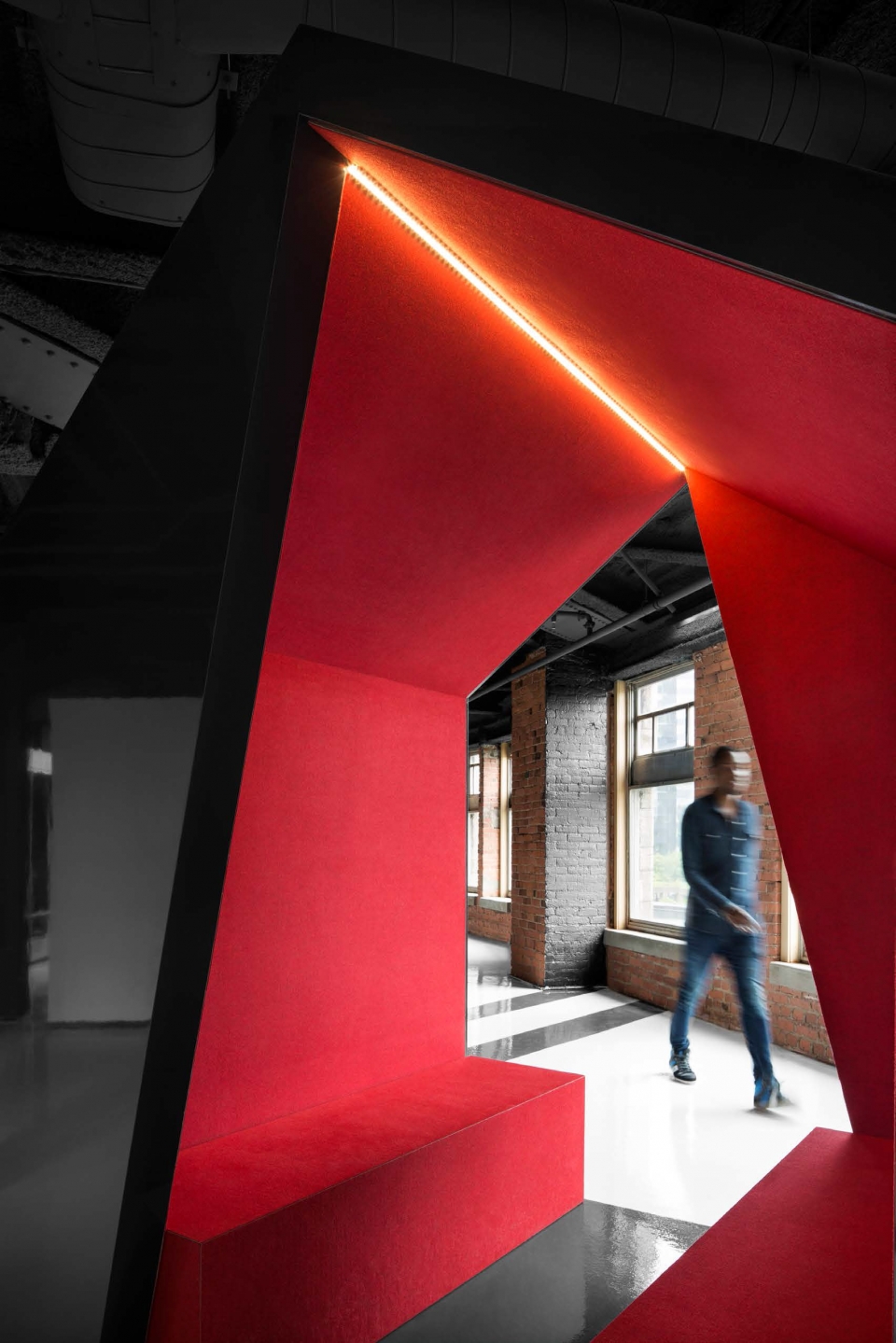 lightspeed headquarters in montreal by acdf architecture