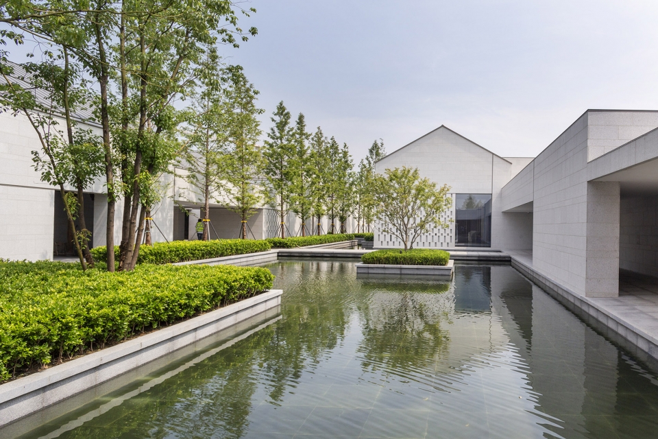 wuzhen alila hotel by z t studio