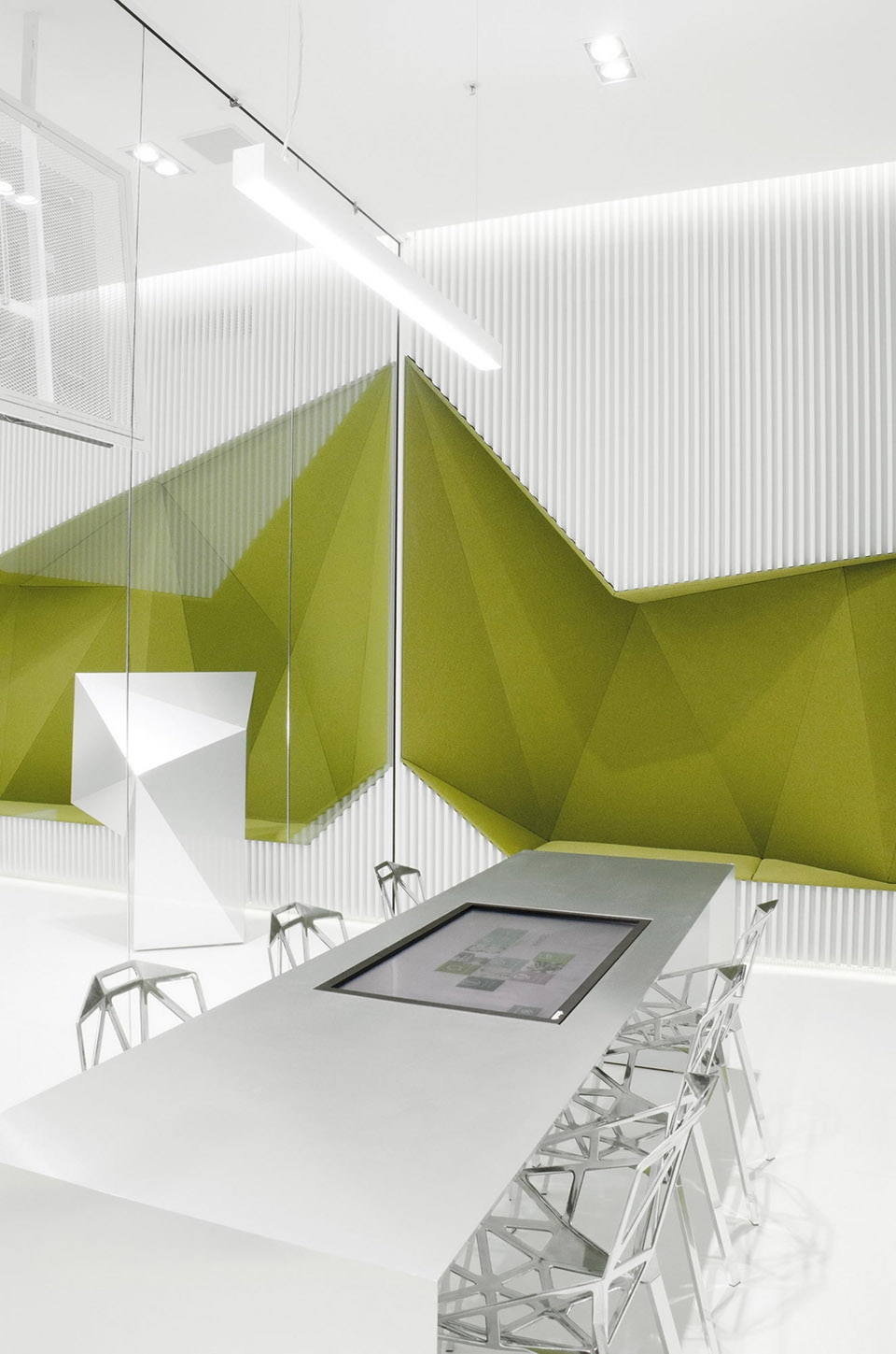 Flagship Branch Bank DSK by DA architects