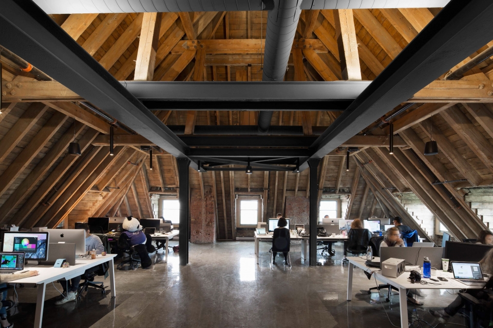 lightspeed headquarters in montreal by acdf architecture