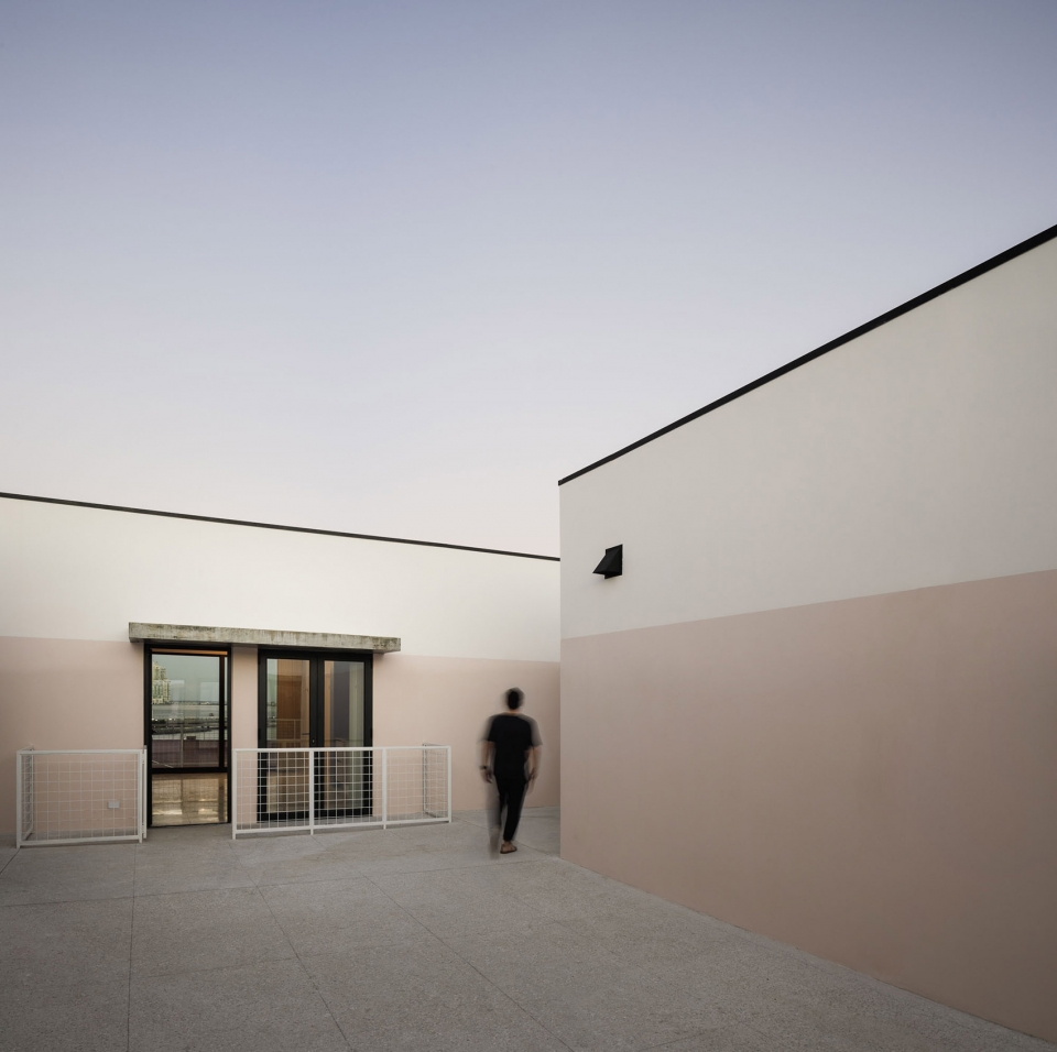 renovation of la moderna by sketch