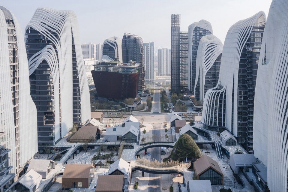 MAD Nanjing Zendai Himalayas Center by CreatAR Images 960x640 1