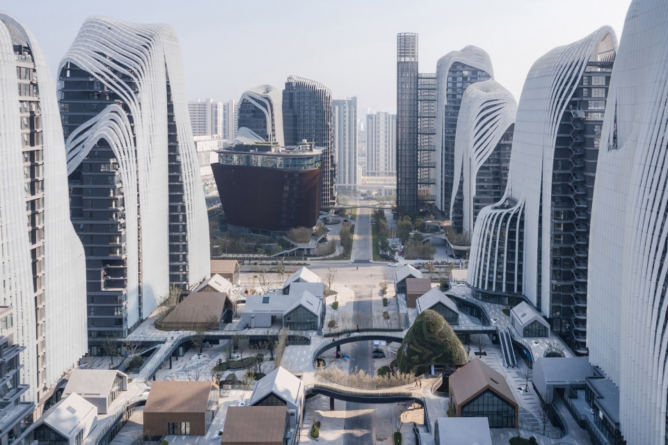 MAD Nanjing Zendai Himalayas Center by CreatAR Images