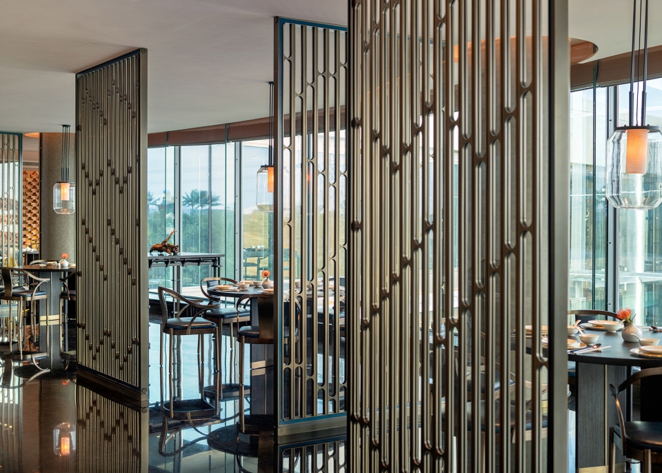 interior design of intercontinental shanghai wonderland hotel by ccd