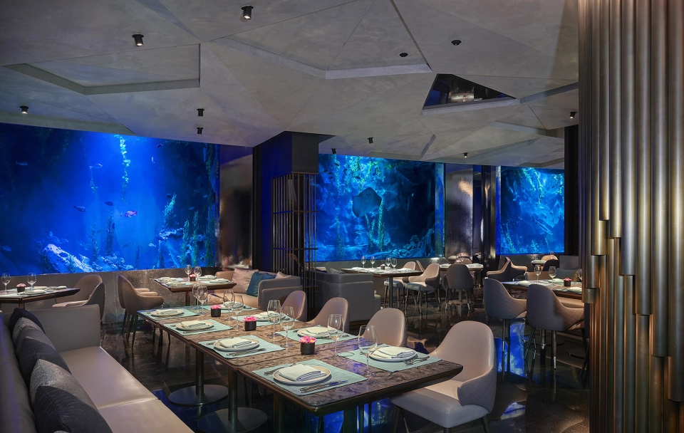 interior design of intercontinental shanghai wonderland hotel by ccd
