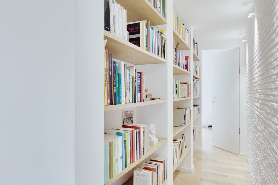 renovation of nisida house by margine