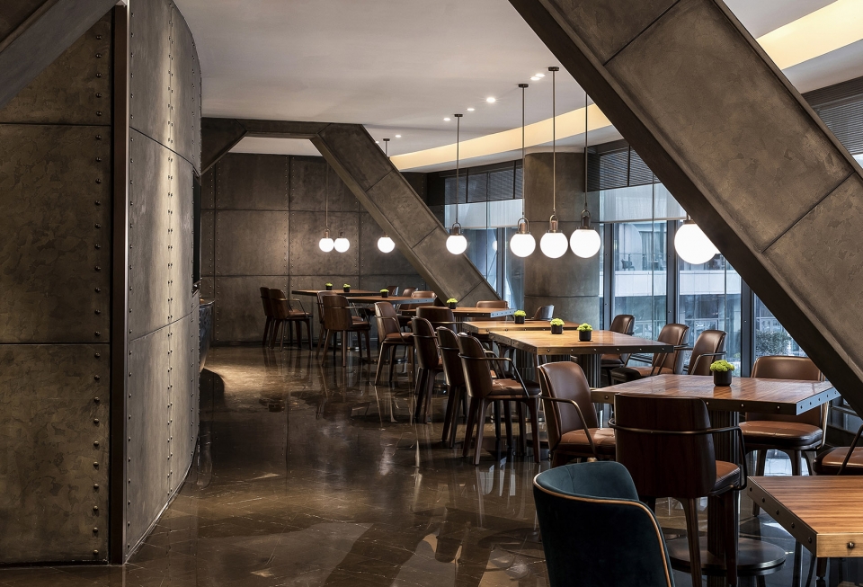interior design of intercontinental shanghai wonderland hotel by ccd