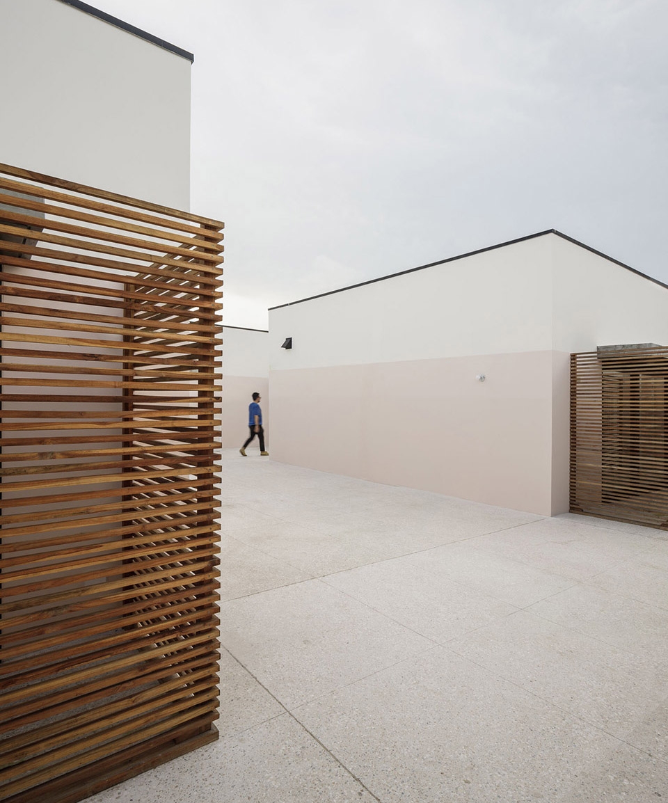 renovation of la moderna by sketch