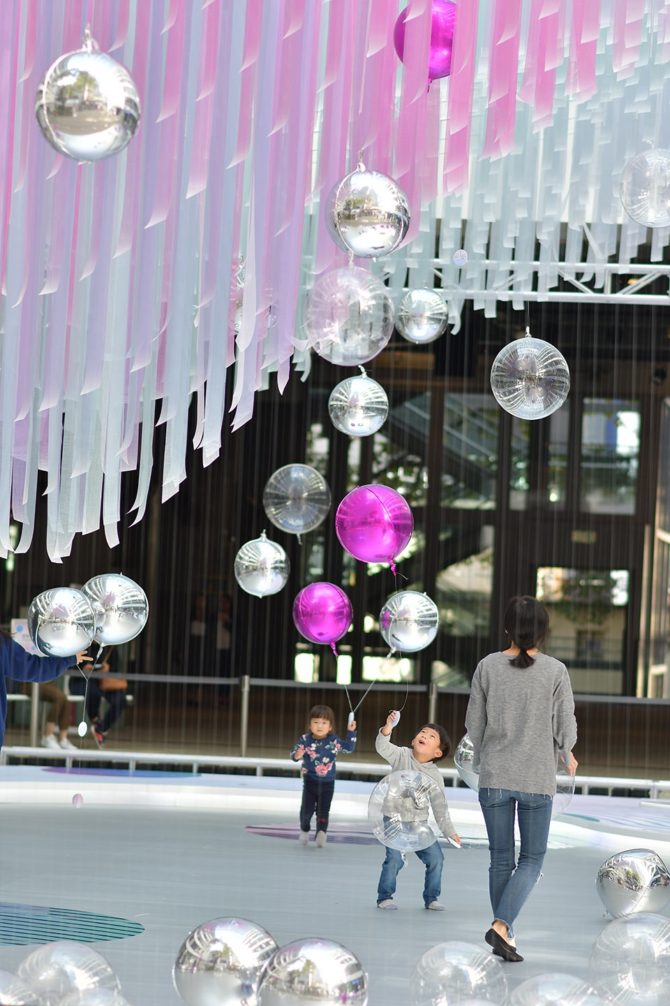 floating christmas pavilion AaaM