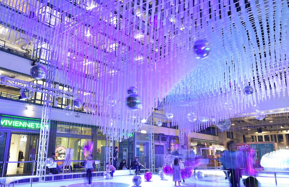 floating christmas pavilion AaaM 1