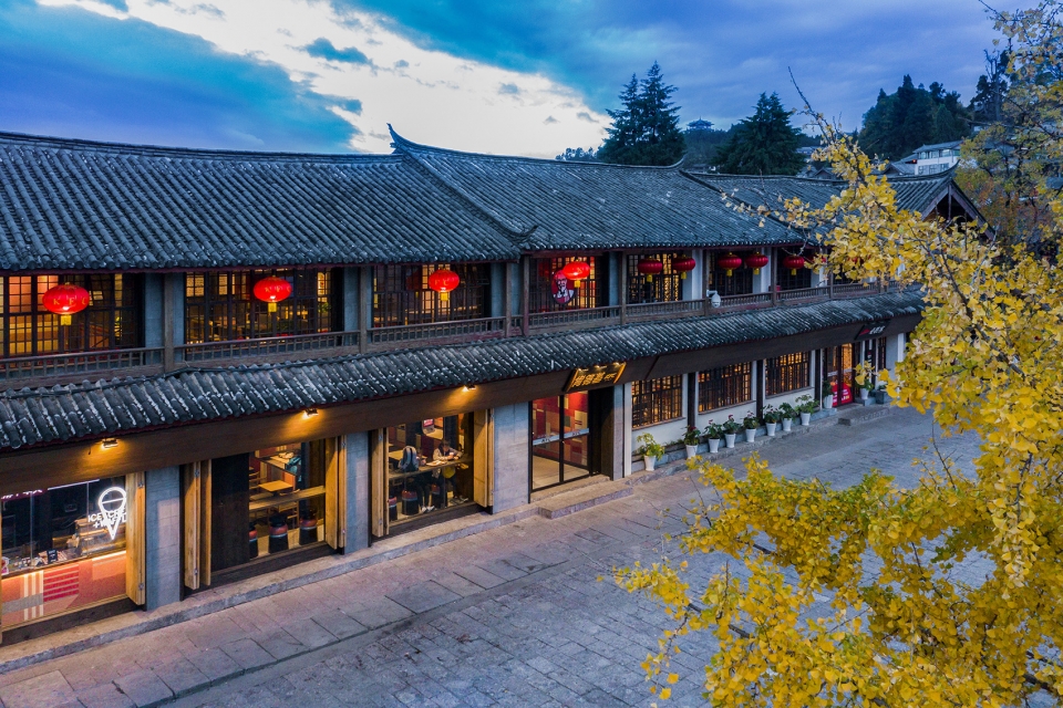 kfc restaurant in yuhe square lijiang china by roomoo
