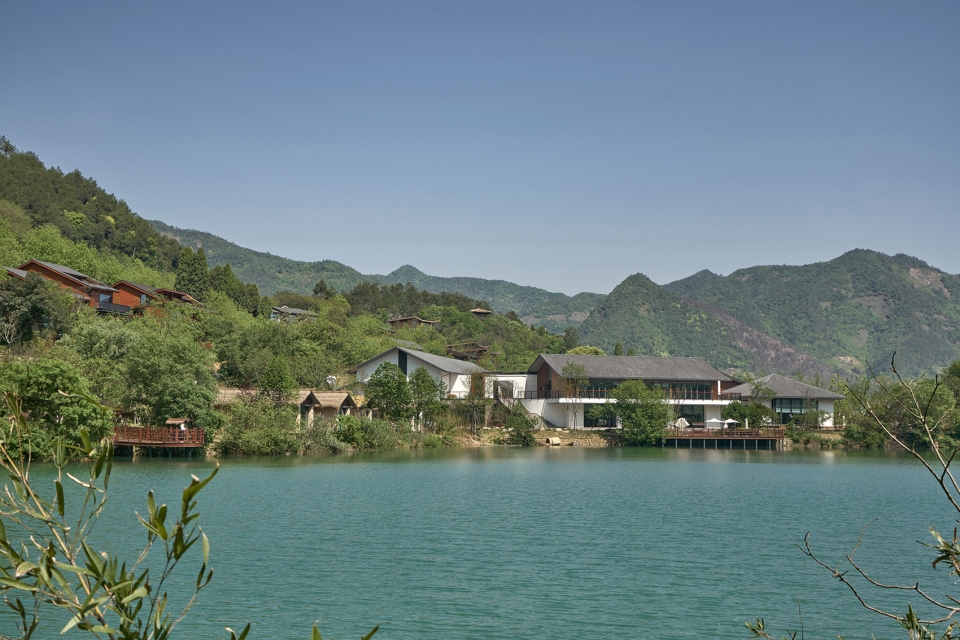 fuchun mountain resort china by the design institute of landscape architecture china academy of art
