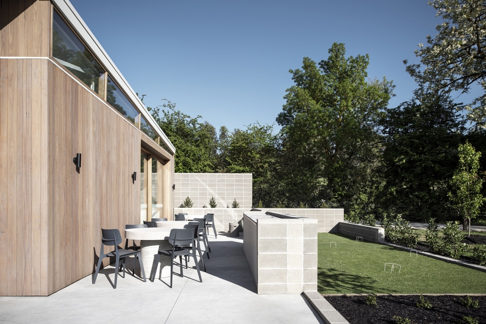 kinley cricket club by winter architecture