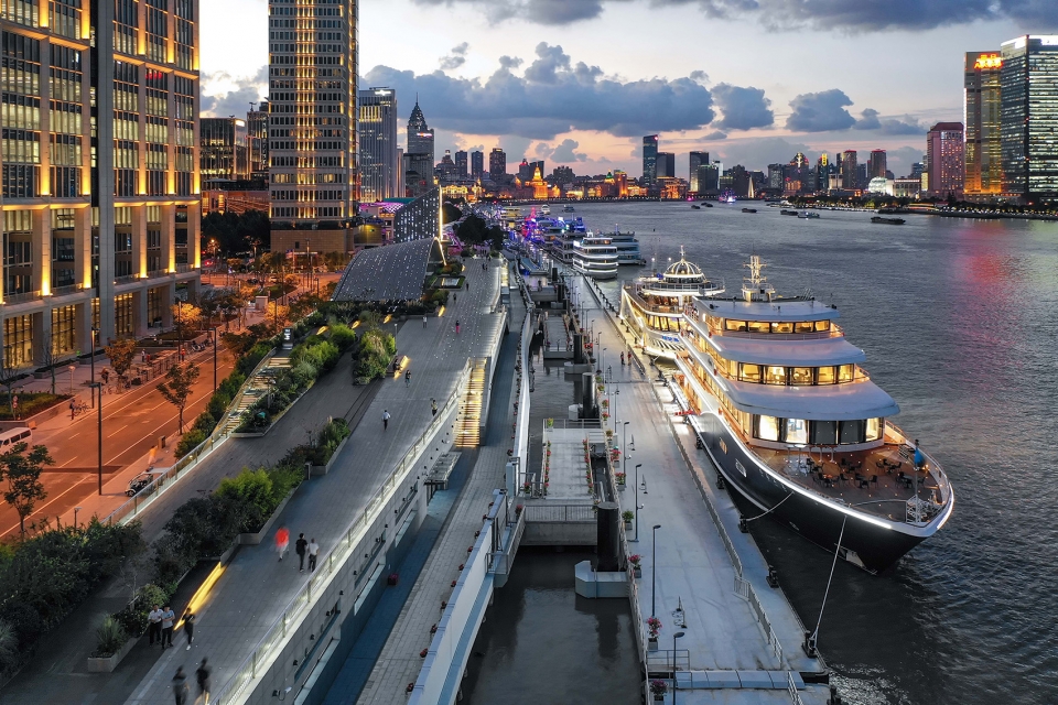 public landscape reconstruction design of shanghai bund china by hmd
