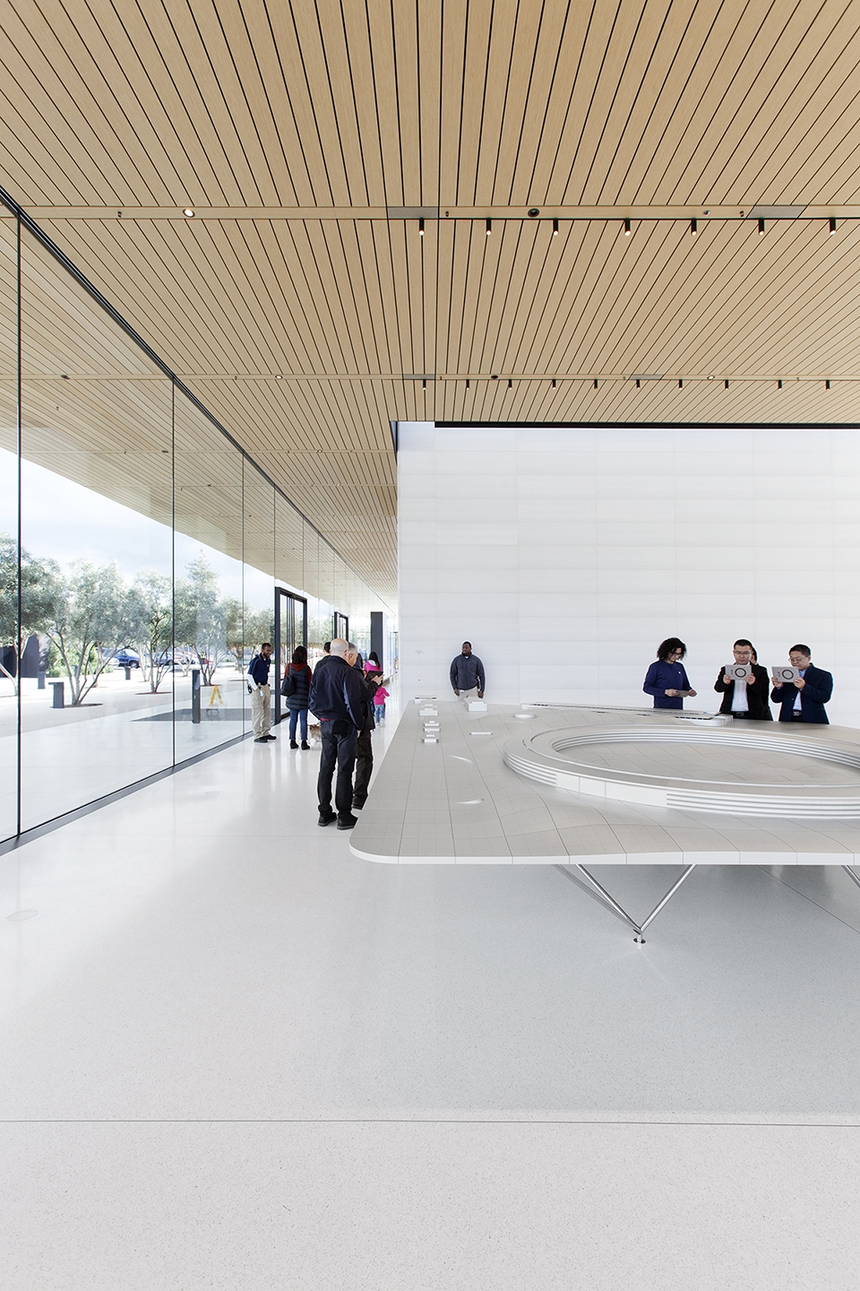 apple park visitor center by foster partners