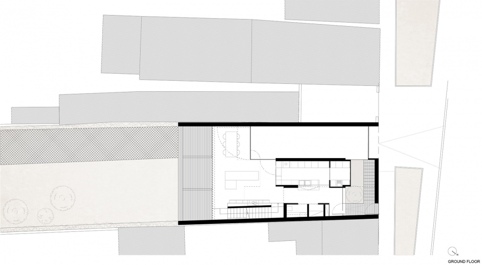 arch house by frari