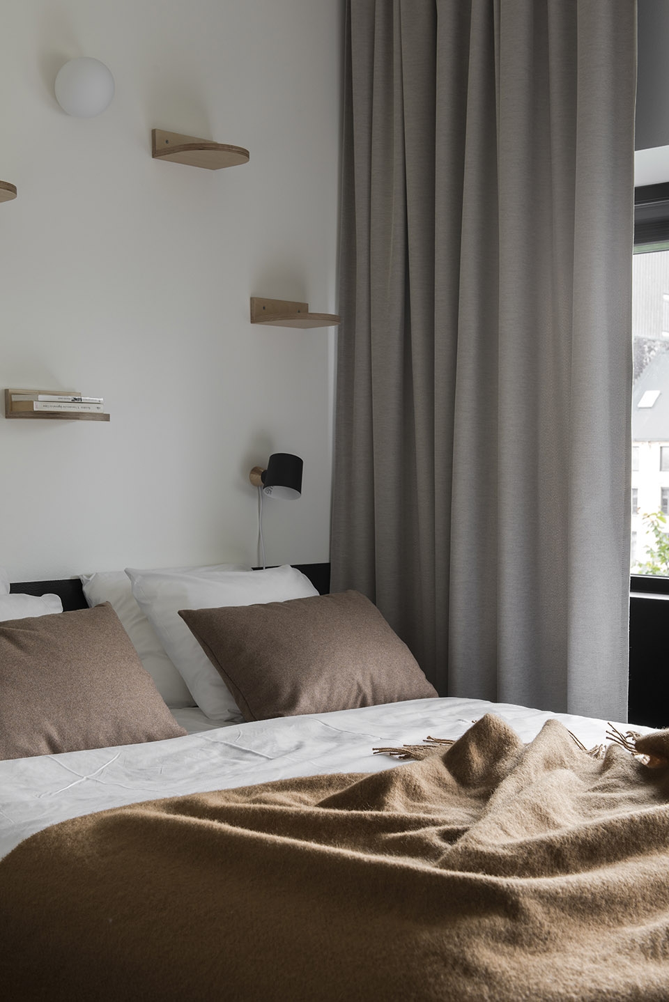aparthotel oslo by studio puisto architects