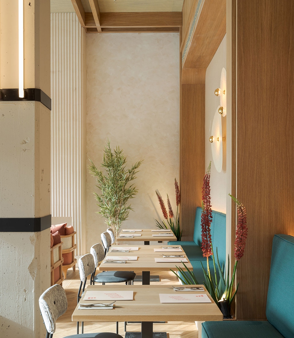 interior design of new york burger restaurant by proyecto singular