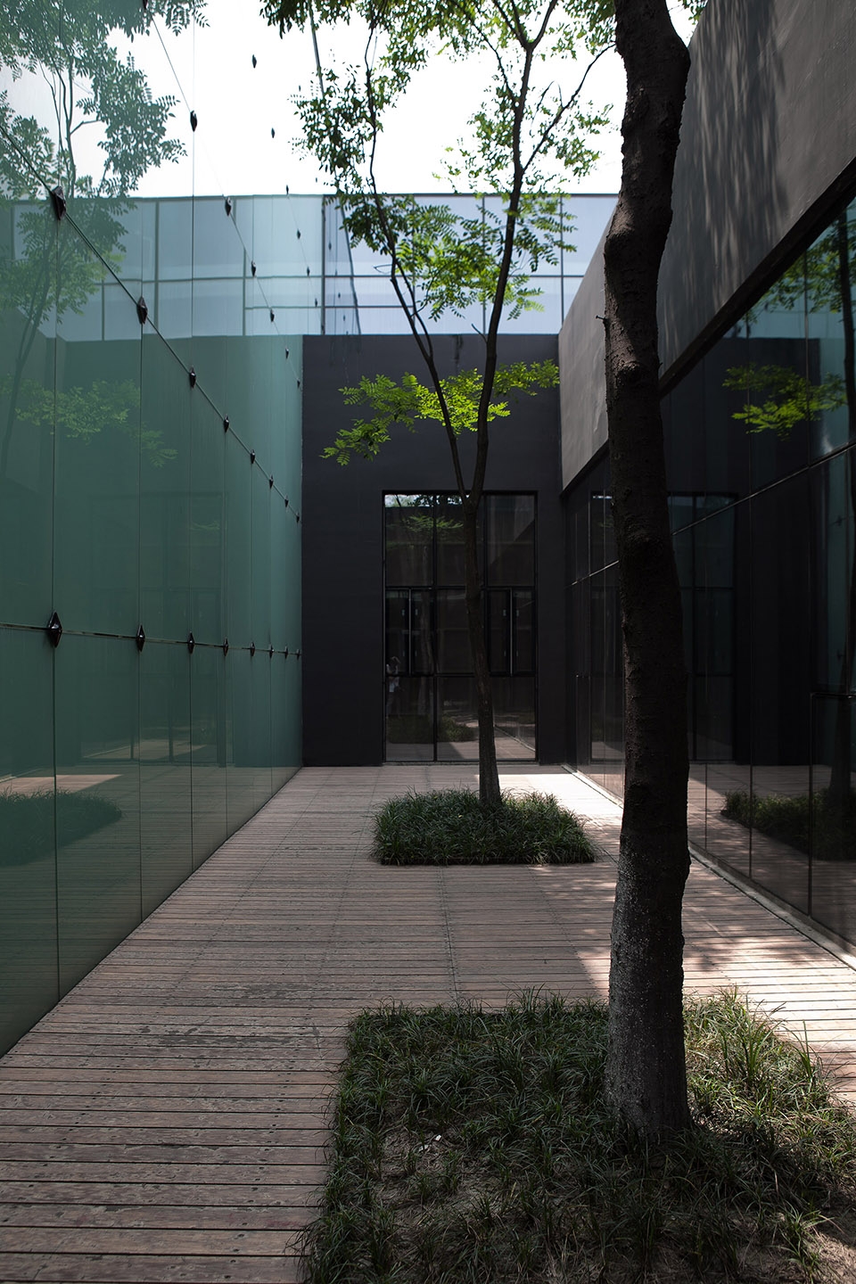 museum of contemporary arts china by jiakun architects