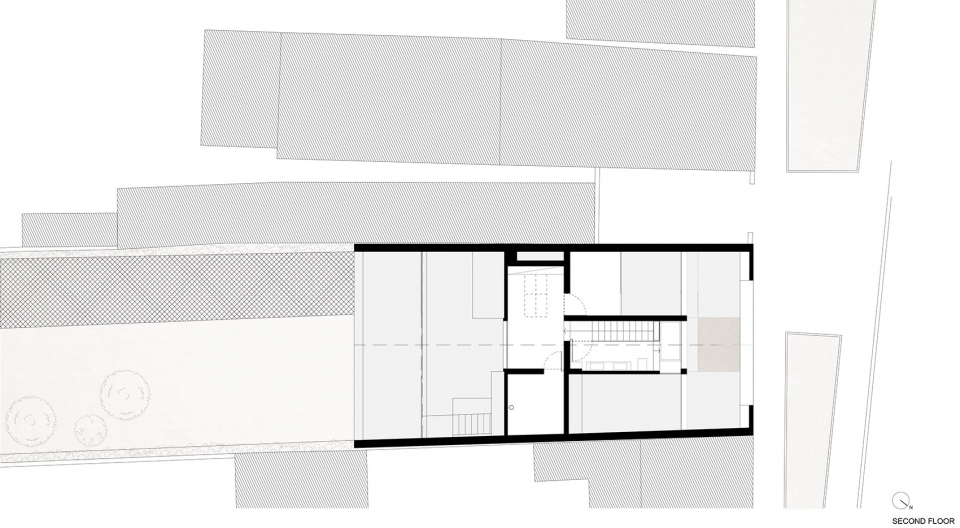 arch house by frari