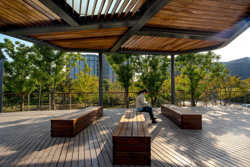 green axis of nengda business district china by la design