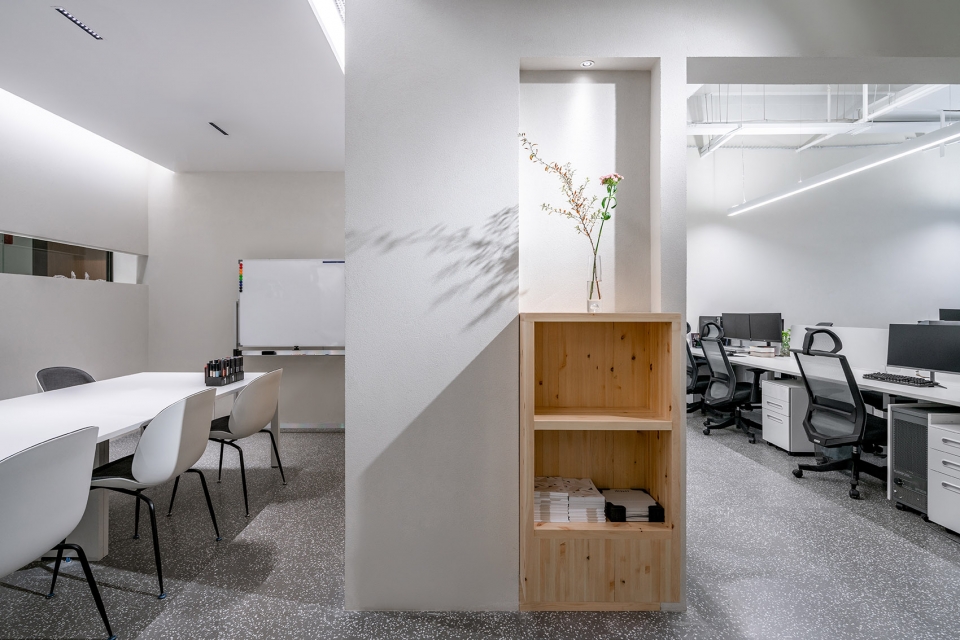 oira office china by oria