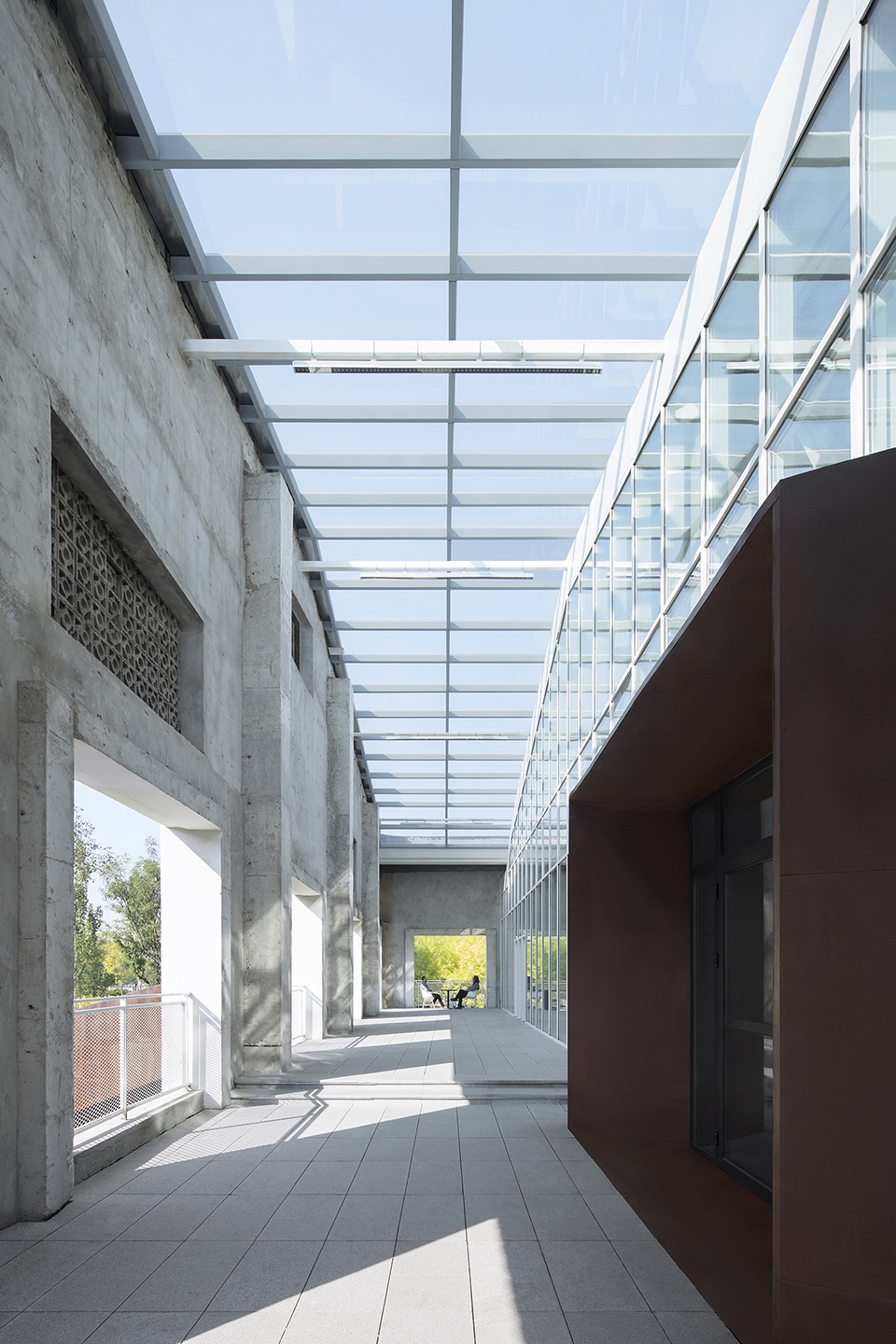 the grand canal creative center china by urbanus