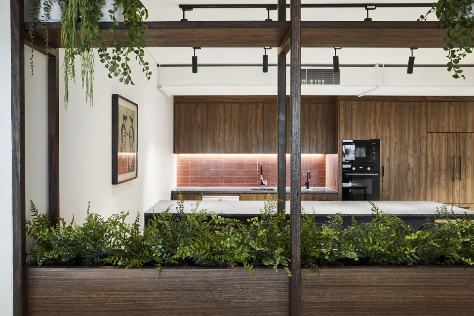 Carmans Head Office by Ewert Leaf