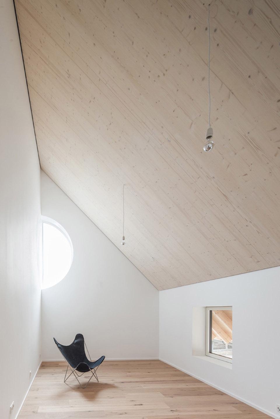 house cs by daniel laubrich