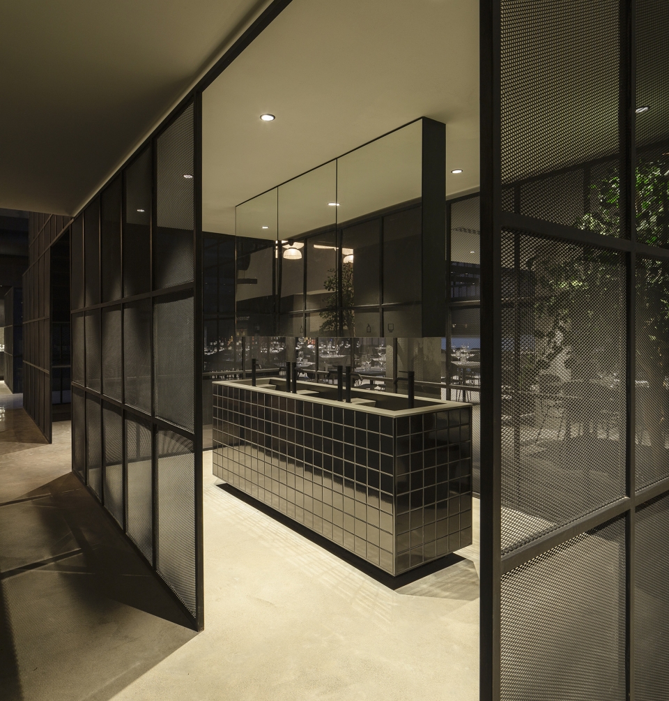merkato by francesc rife studio