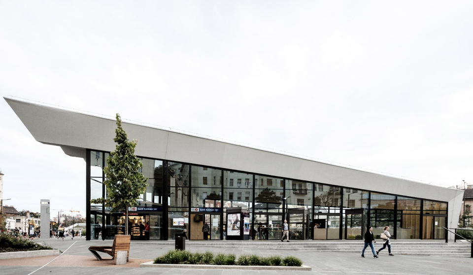 szell kalman square by epitesz studio
