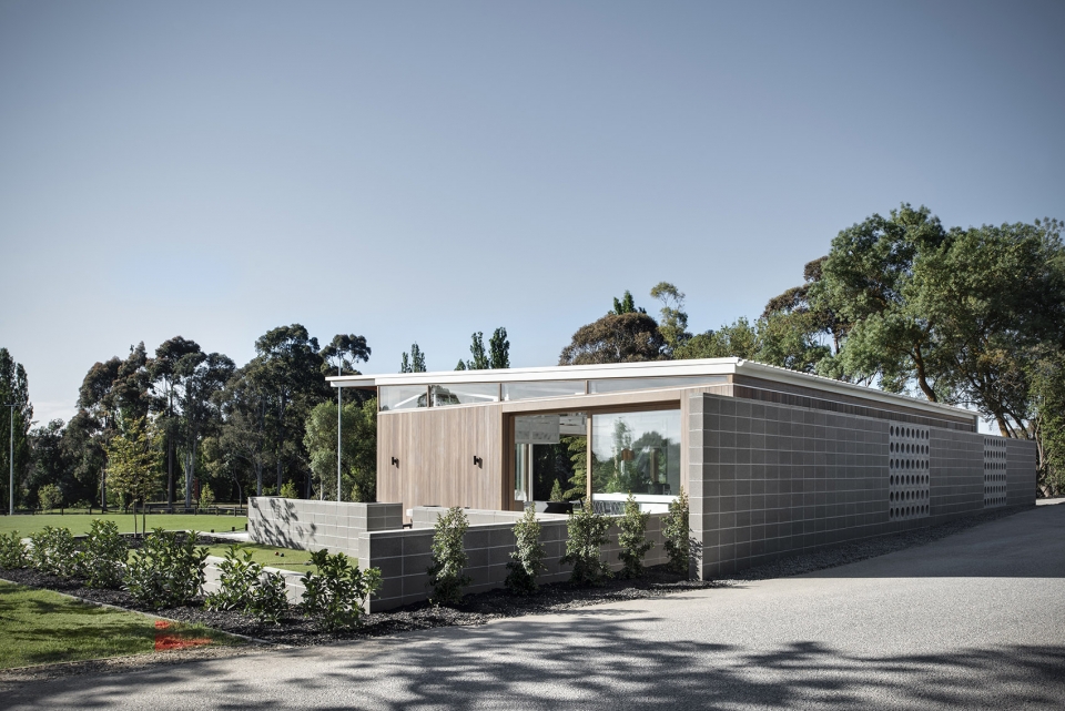 kinley cricket club by winter architecture