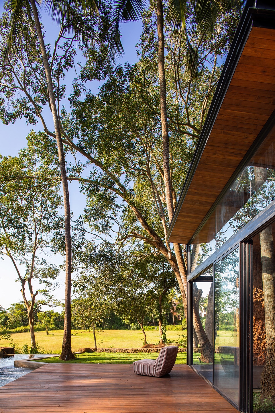 villa in the palms by abraham john architects