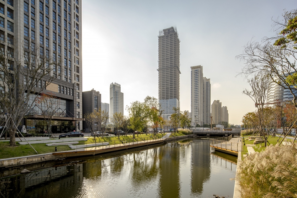green axis of nengda business district china by la design