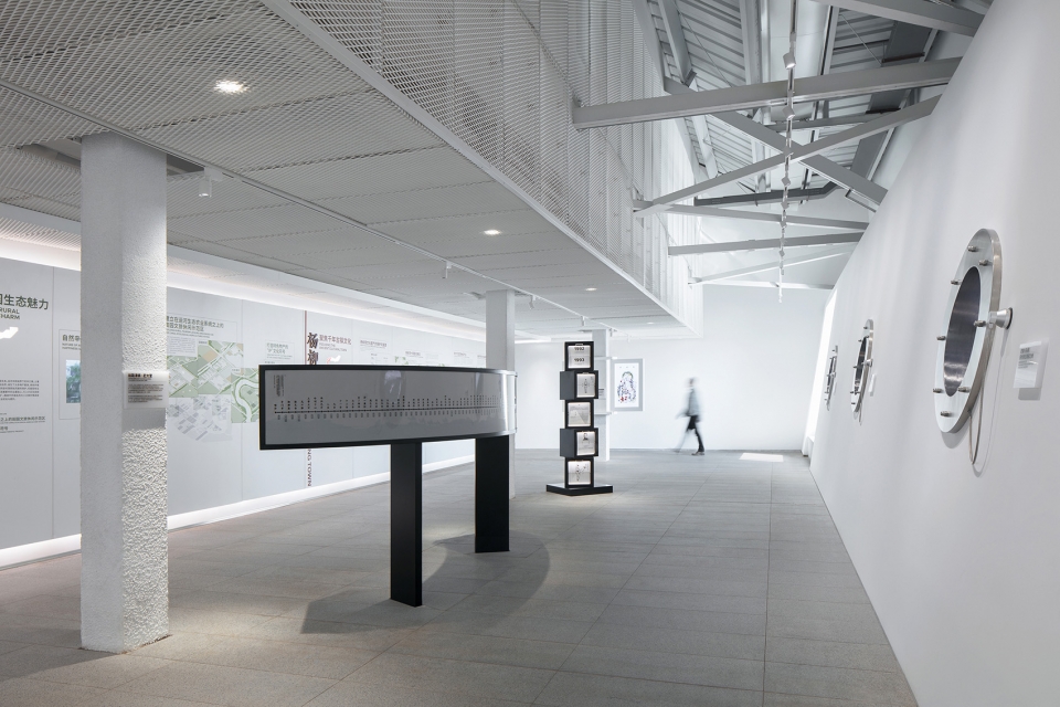 the grand canal creative center china by urbanus