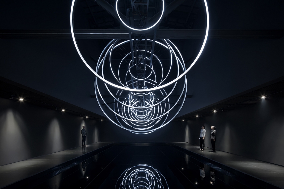the grand canal creative center china by urbanus