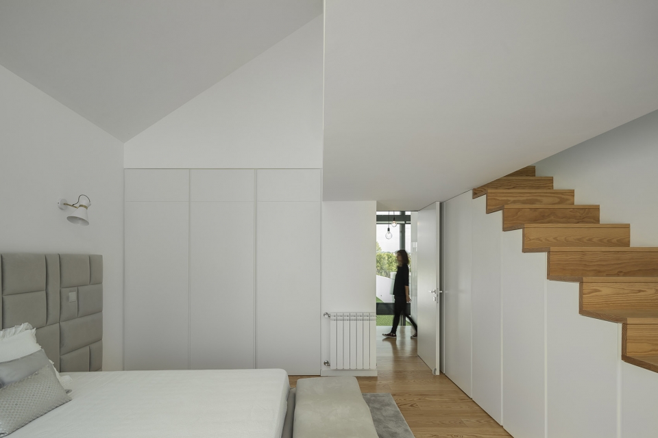 arch house by frari