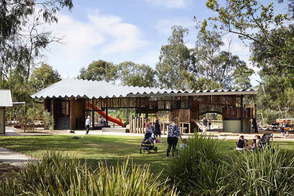 eltham north playground by gardiner architects