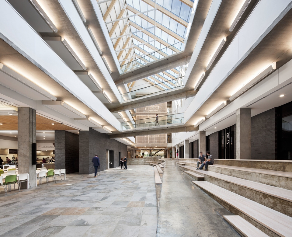 confederation des syndicats nationaux csn headquarters expansion by bgla neuf architectes