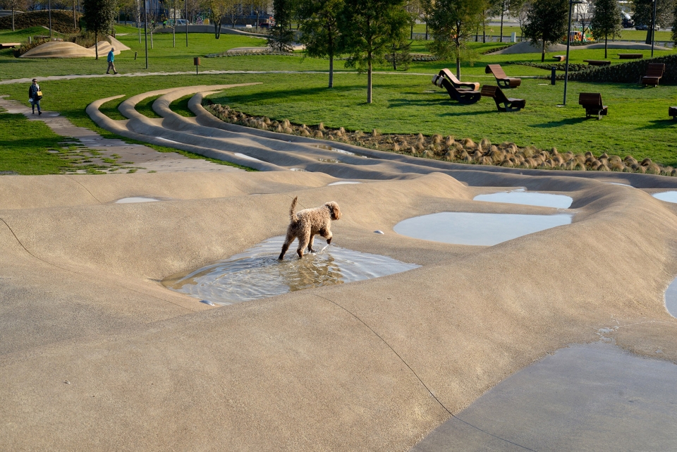 koper central park by enota