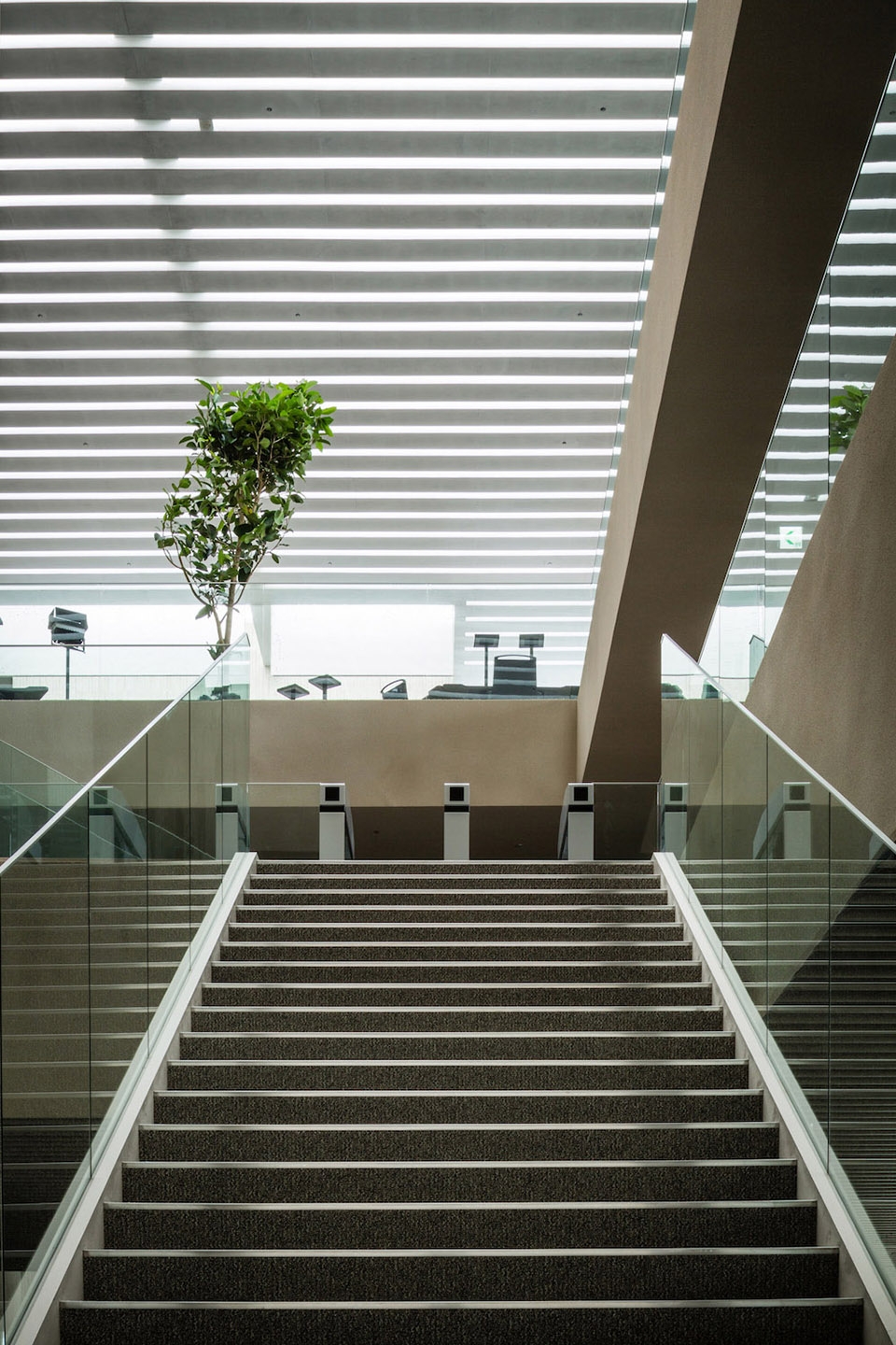 nicca innovation center by tetsuo kobori architects