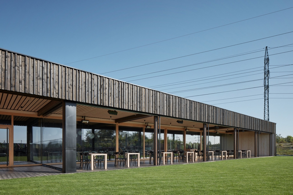 the spojovna brewery by mars architects