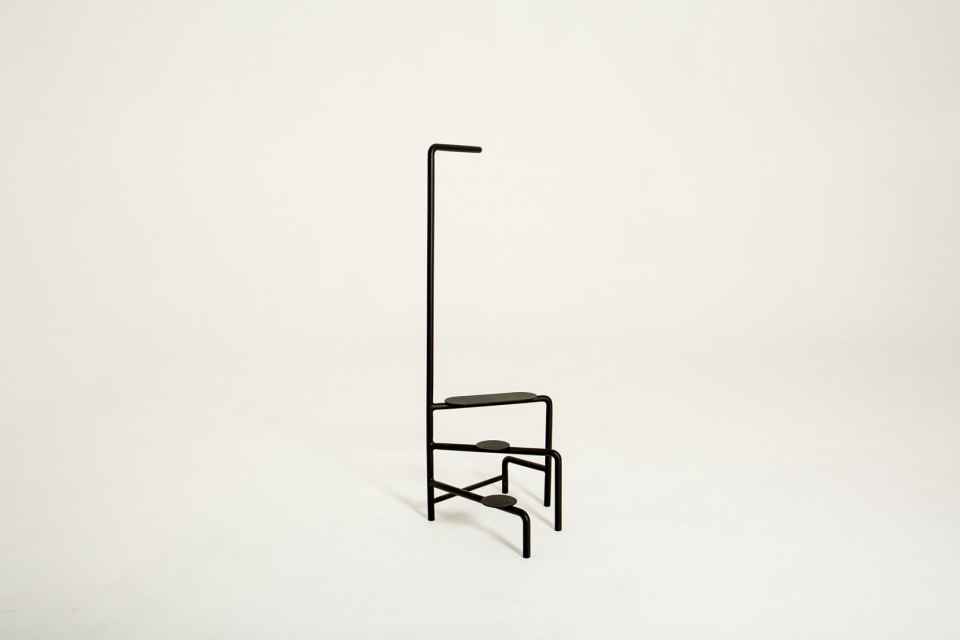 legs by pierre emmanuel vandeputte