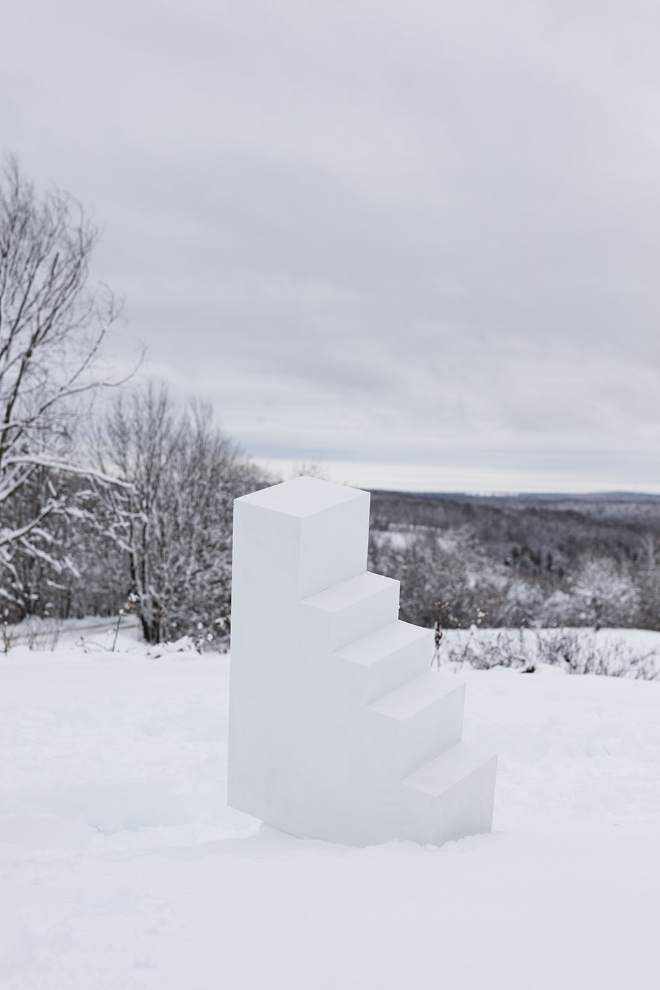 Performative video installation by Jean Verville architecte KROY Maxime Brouillet Workshop 3500A18JV