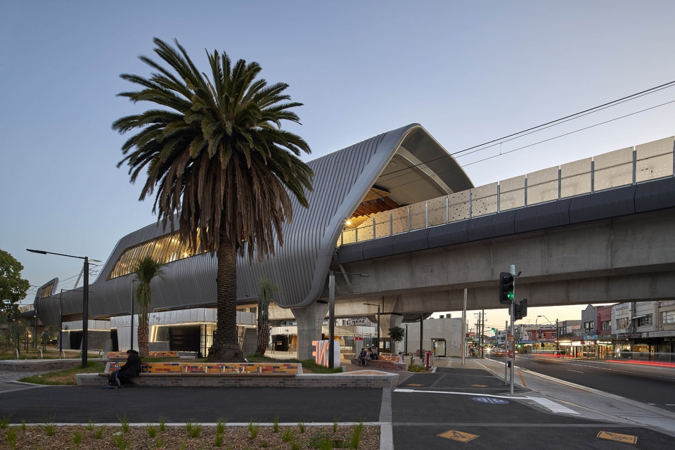 caulfield to dandenong level crossing removal by cox architecture
